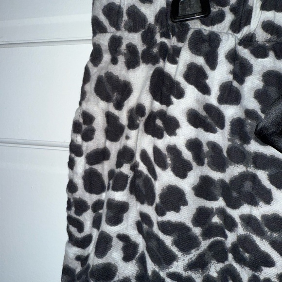 New York & Company Black and White Animal Print Pajama Pants - Picture 4 of 6